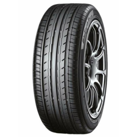165/65 R14 79 T Yokohama Bluearth es es32